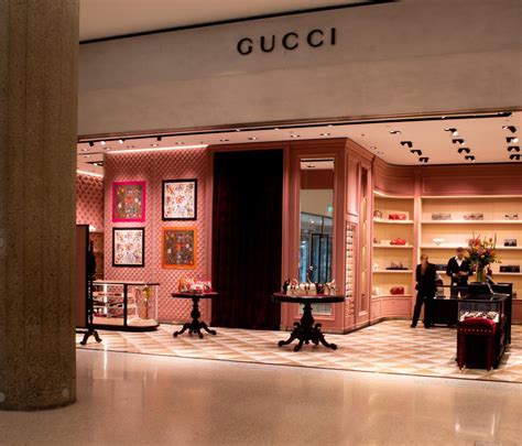 Zien: de nieuwe winkel van Gucci in de Bijenkorf in 